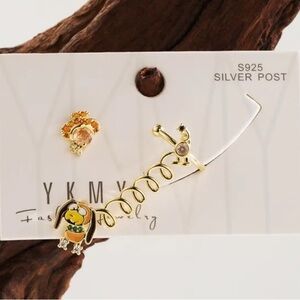 14K Gold Disney Pixar Toy Story Slinky Dog Cuff Stud Asymmetrical Mismatch Set